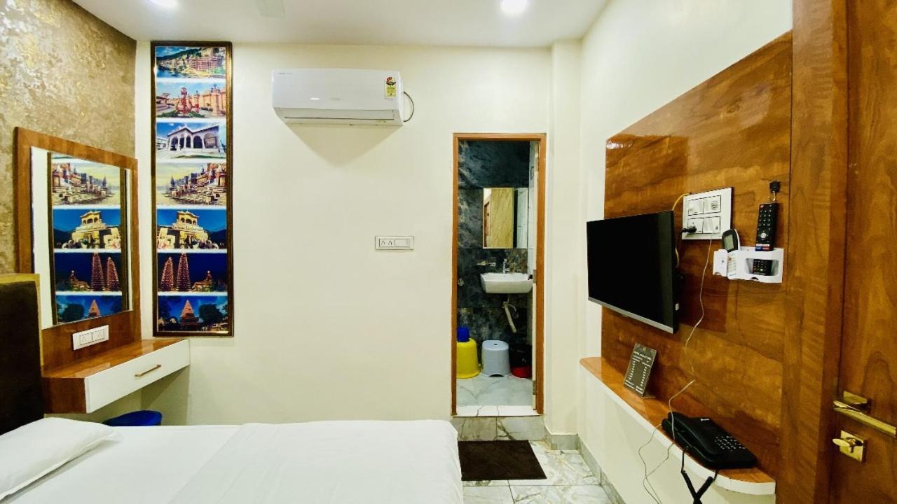 Hotel Malay Inn Ujjain Exterior photo